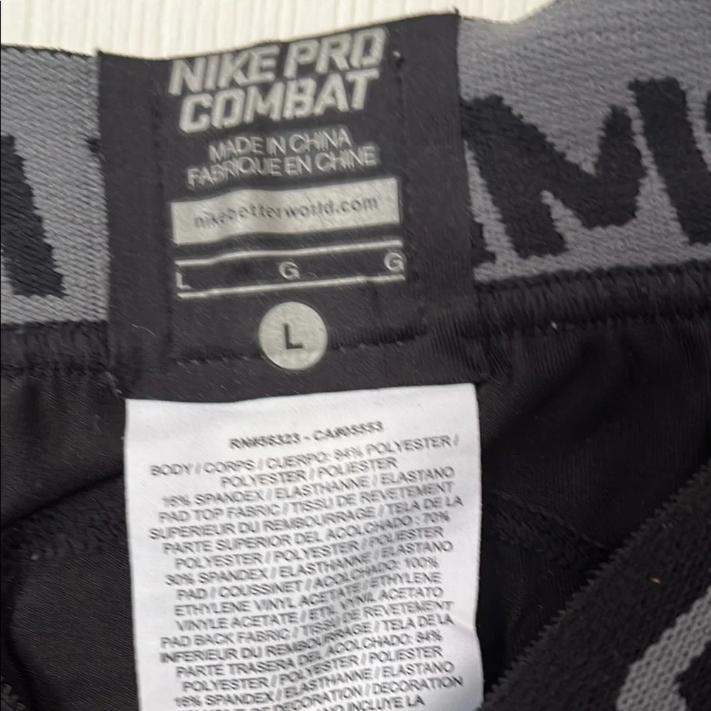Nike Pro Combat Black and Gray Compression Set - Picture 7 of 7
